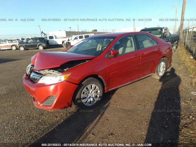 4T4BF1FK4DR329595 - 2013 TOYOTA CAMRY L/SE/LE/XLE RED photo 2