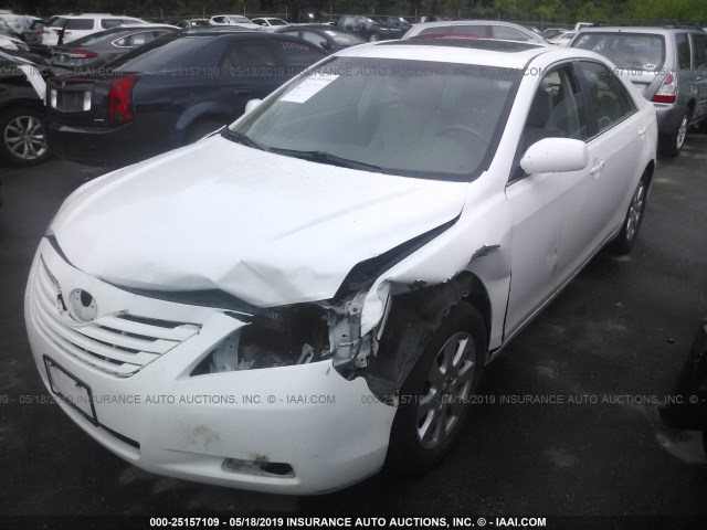 4T1BK46K07U519681 - 2007 TOYOTA CAMRY NEW GENERAT LE/XLE/SE WHITE photo 2