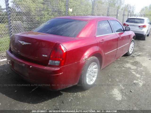 2C3KA43R07H888511 - 2007 CHRYSLER 300 RED photo 4