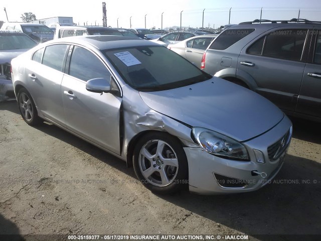 YV1622FS4C2121321 - 2012 VOLVO S60 T5 SILVER photo 1