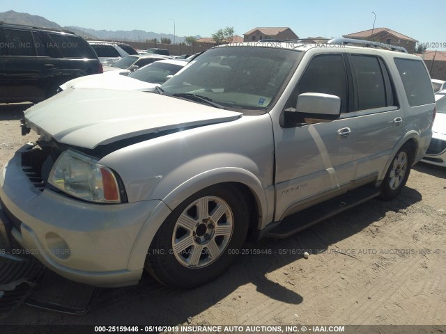5LMFU27R64LJ36855 - 2004 LINCOLN NAVIGATOR 奶油色 照片 2