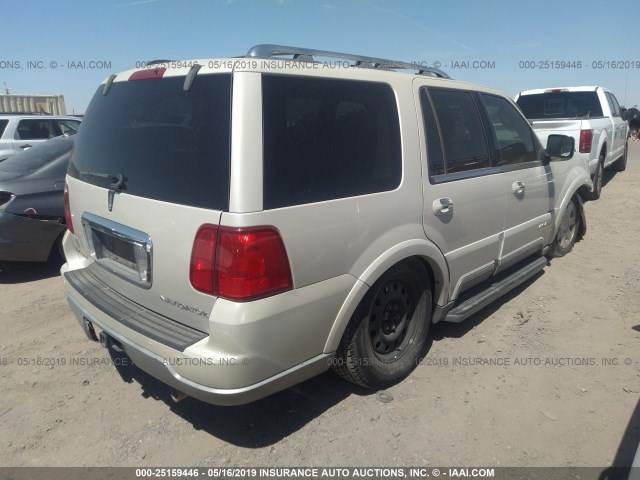 5LMFU27R64LJ36855 - 2004 LINCOLN NAVIGATOR 奶油色 照片 4