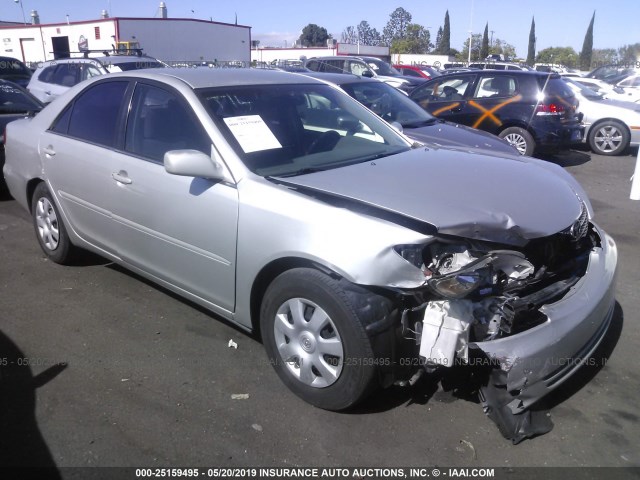 4T1BE32K43U749287 - 2003 TOYOTA CAMRY LE/XLE/SE SILVER photo 1