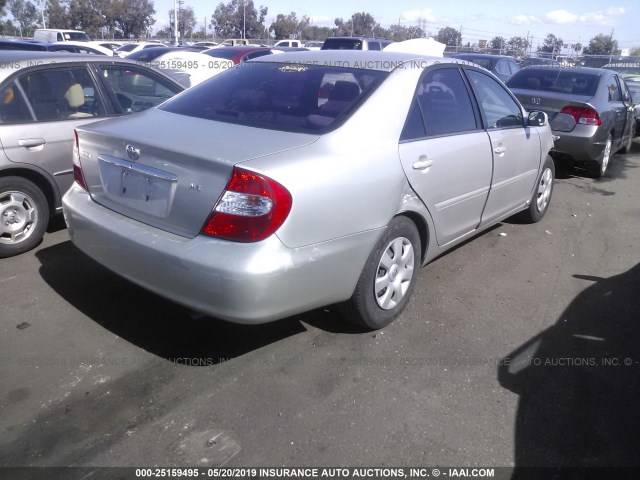 4T1BE32K43U749287 - 2003 TOYOTA CAMRY LE/XLE/SE SILVER photo 4