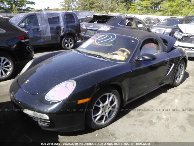 WP0CA29865U712351 - 2005 PORSCHE BOXSTER BLACK photo 2