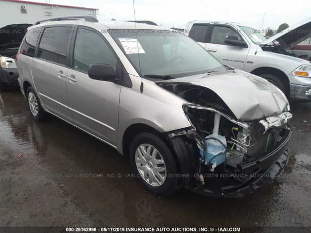 5TDZA23C14S087688 - 2004 TOYOTA SIENNA CE/LE SILVER photo 1