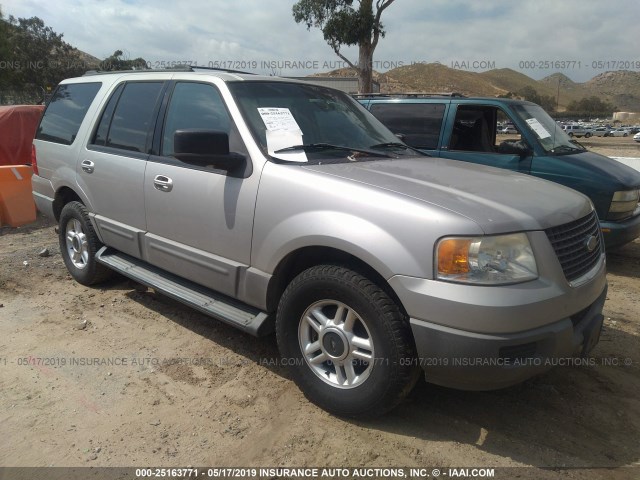 1FMRU15W43LA92226 - 2003 FORD EXPEDITION XLT SILVER photo 1