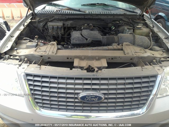 1FMRU15W43LA92226 - 2003 FORD EXPEDITION XLT SILVER photo 10