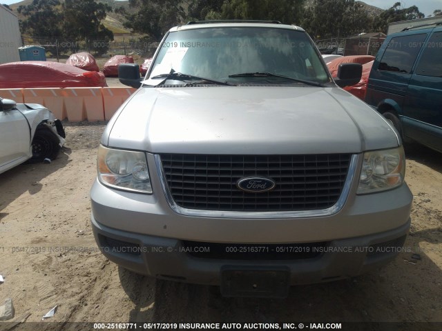 1FMRU15W43LA92226 - 2003 FORD EXPEDITION XLT SILVER photo 6