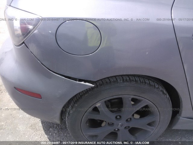 JM1BK143271687693 - 2007 MAZDA 3 HATCHBACK GRAY photo 6