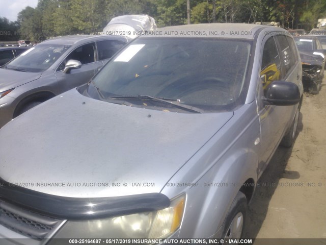 JA4MS31X37U007224 - 2007 MITSUBISHI OUTLANDER ES/LS SILVER photo 2