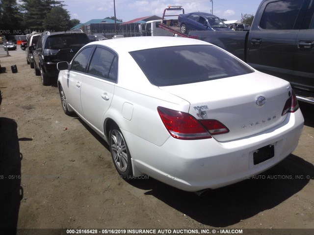 4T1BK36B46U162711 - 2006 TOYOTA AVALON XL/XLS/TOURING/LIMITED WHITE photo 3