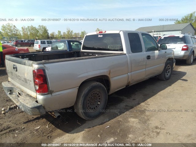 2GCEC19V461320291 - 2006 CHEVROLET SILVERADO C1500 SILVER photo 4