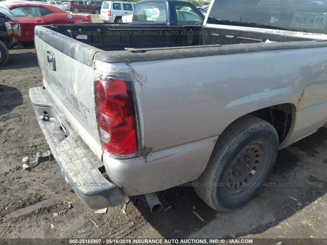 2GCEC19V461320291 - 2006 CHEVROLET SILVERADO C1500 SILVER photo 6