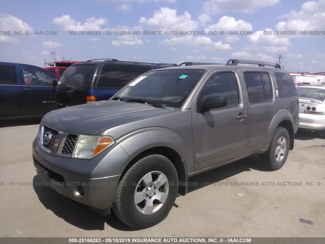 5N1AR18UX5C771414 - 2005 NISSAN PATHFINDER LE/SE/XE SILVER photo 2