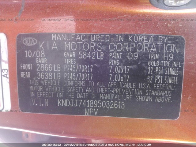 KNDJJ741895032613 - 2009 KIA BORREGO LX/EX ORANGE photo 9