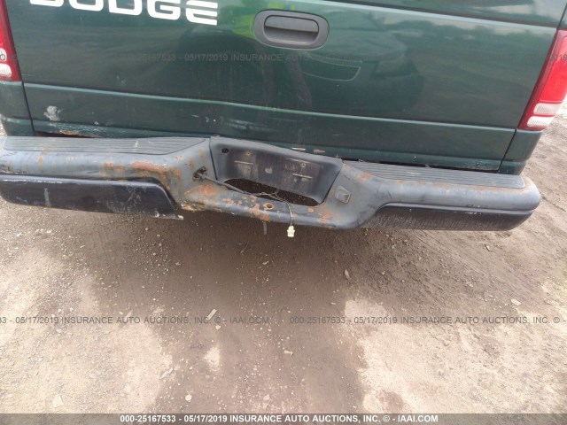 1B7GL42N42S724836 - 2002 DODGE DAKOTA SLT GREEN photo 6