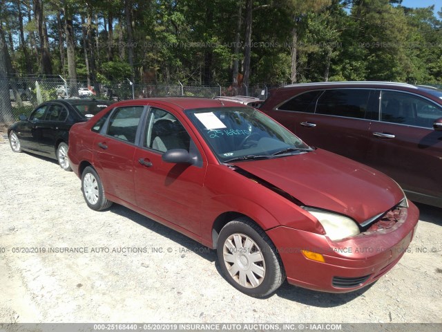 1FAFP34N75W269121 - 2005 FORD FOCUS ZX4 RED photo 1