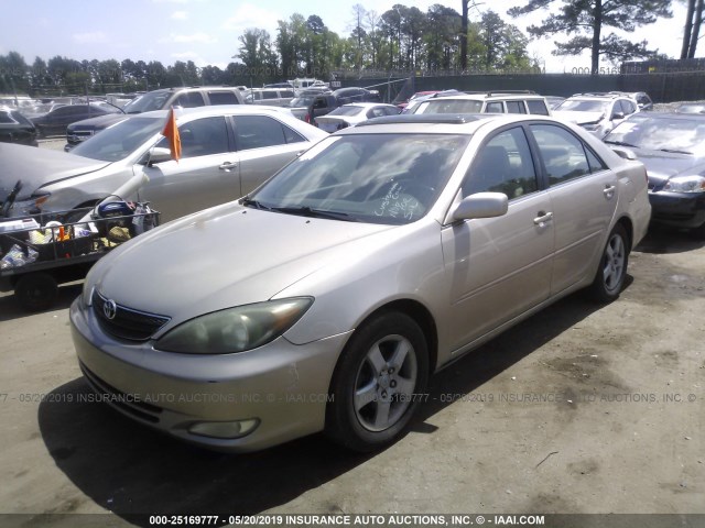 JTDBF30K020035618 - 2002 TOYOTA CAMRY LE/XLE/SE GOLD photo 2