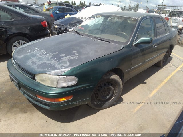 4T1BG12K0TU917246 - 1996 TOYOTA CAMRY DX/LE/XLE GREEN photo 2