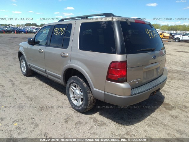 1FMZU73E32ZC18116 - 2002 FORD EXPLORER XLT GOLD photo 3