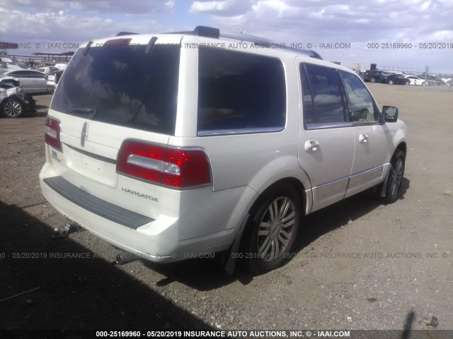 5LMFU28588LJ05804 - 2008 LINCOLN NAVIGATOR 白色 照片 4