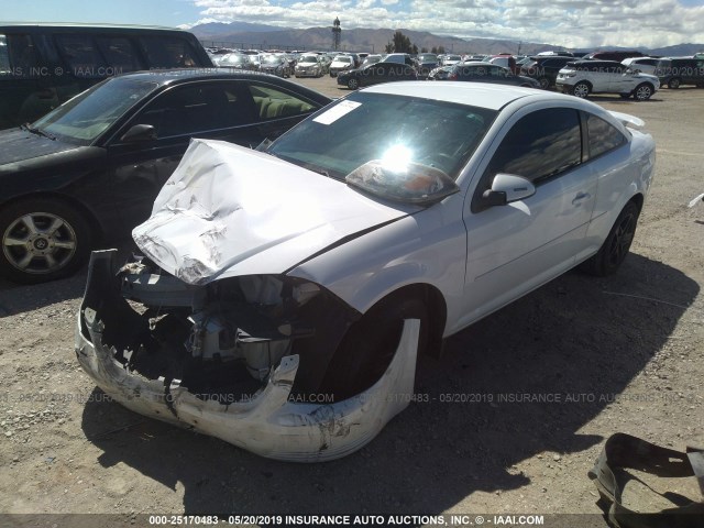 1G2AL18F887142663 - 2008 PONTIAC G5 WHITE photo 2