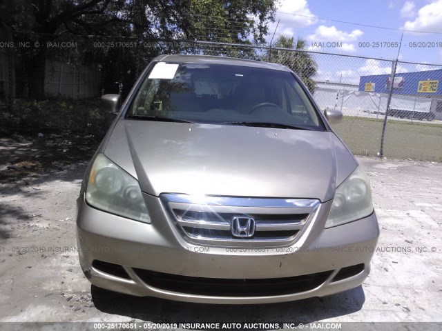 5FNRL38735B101429 - 2005 HONDA ODYSSEY EXL GOLD photo 6