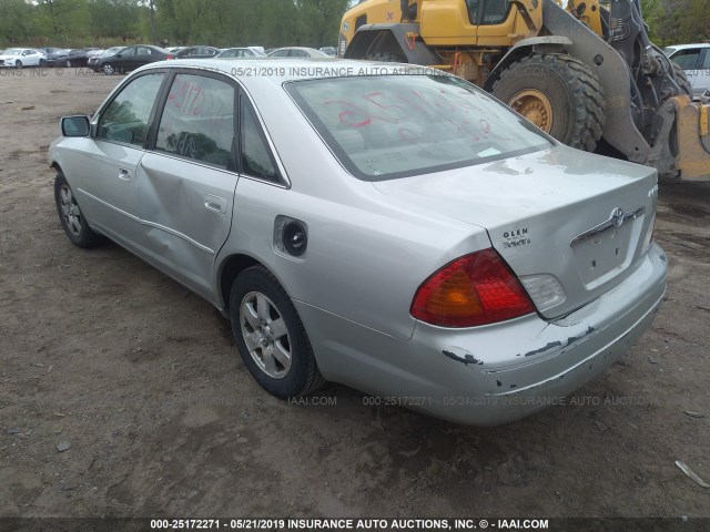 4T1BF28B72U223992 - 2002 TOYOTA AVALON XL/XLS SILVER photo 3