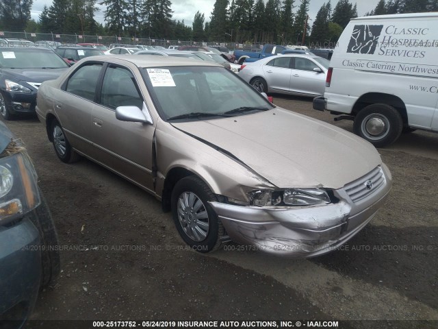 JT2BG22K8X0356150 - 1999 TOYOTA CAMRY LE/XLE BEIGE photo 1