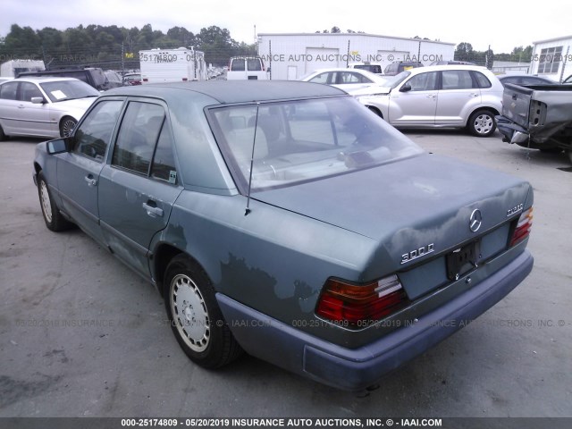 WDBEB33D3HA359363 - 1987 MERCEDES-BENZ 300 DT GREEN photo 3