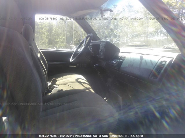 1GBG6H1C91J507340 - 2001 CHEVROLET C-SERIES C6H042 红色 照片 5