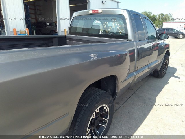 1D7HE22K55S273189 - 2005 DODGE DAKOTA GRAY photo 6