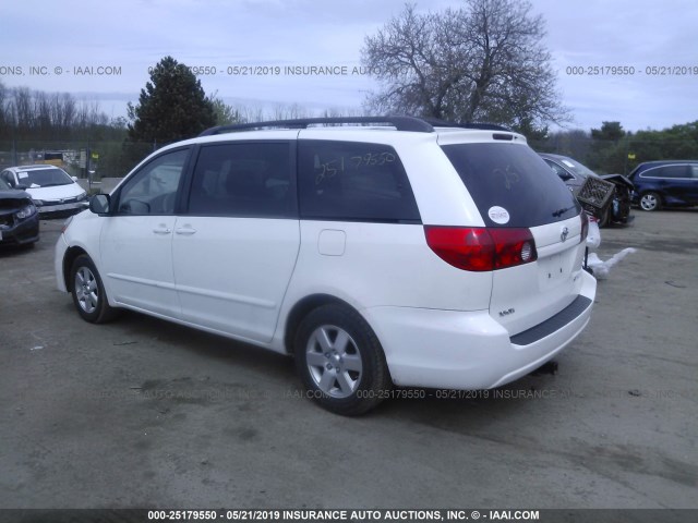 5TDZK23C18S186448 - 2008 TOYOTA SIENNA CE/LE WHITE photo 3