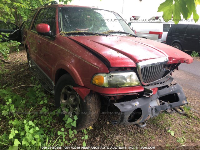 5LMFU28R42LJ18611 - 2002 LINCOLN NAVIGATOR Rouge photo 1