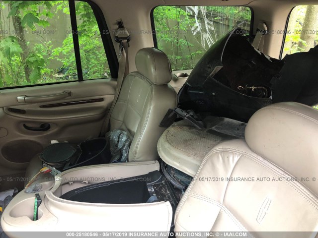 5LMFU28R42LJ18611 - 2002 LINCOLN NAVIGATOR Rouge photo 8
