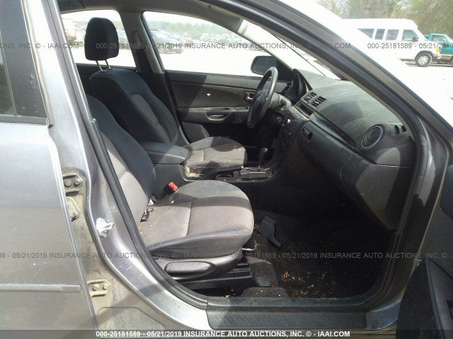 JM1BK12F251273100 - 2005 MAZDA 3 I GRAY photo 5