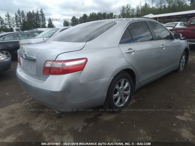 JTNBK46K773026912 - 2007 TOYOTA CAMRY LE/XLE/SE SILVER photo 4