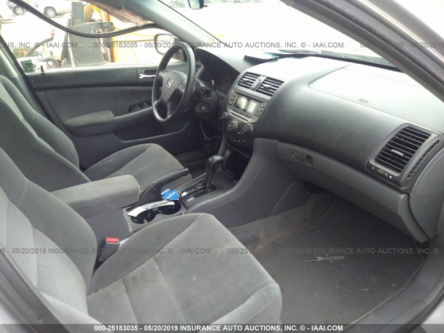 1HGCM56167A094440 - 2007 HONDA ACCORD VALUE GRAY photo 5