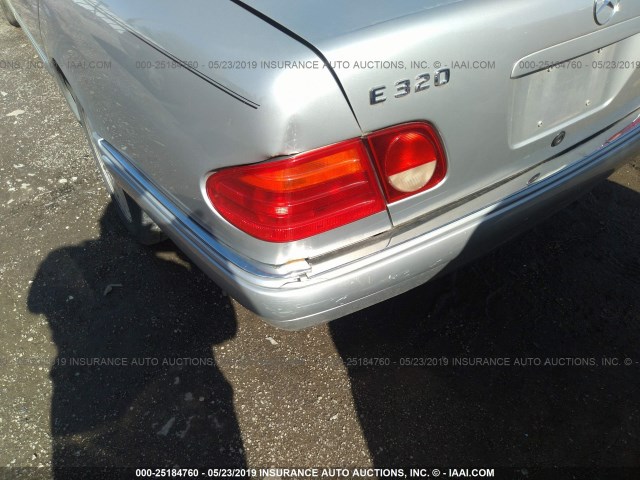 WDBJF65F6WA694908 - 1998 MERCEDES-BENZ E 320 SILVER photo 6