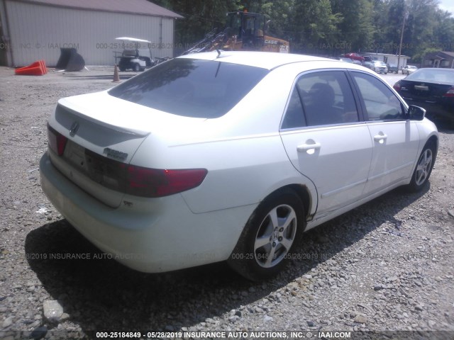 JHMCN364X5C011232 - 2005 HONDA ACCORD HYBRID WHITE photo 4