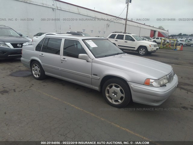 YV1KS9602W1124055 - 1998 VOLVO S90 SILVER photo 1