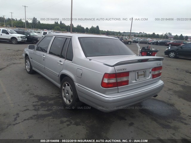 YV1KS9602W1124055 - 1998 VOLVO S90 SILVER photo 3