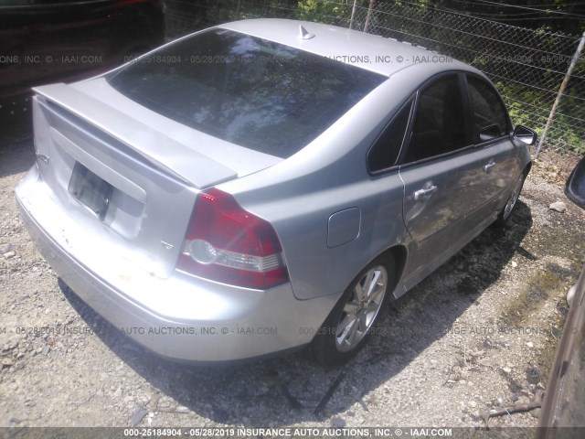 YV1MS682552064349 - 2005 VOLVO S40 T5 SILVER photo 4