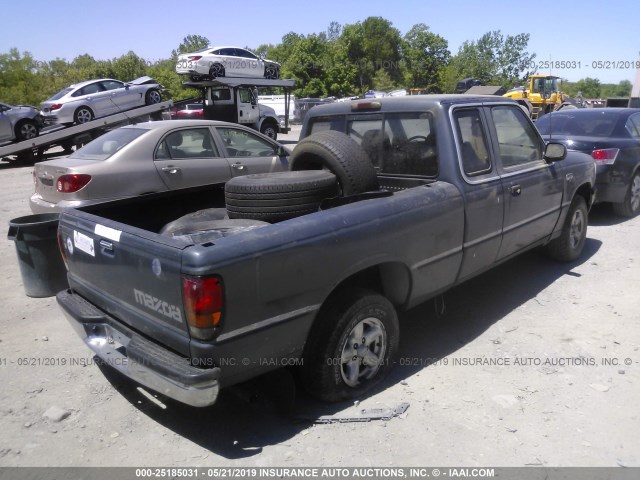 4F4CR16X2RTM53228 - 1994 MAZDA B4000 CAB PLUS GRAY photo 4