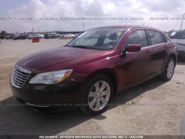 1C3CCBBB5DN516124 - 2013 CHRYSLER 200 TOURING RED photo 2