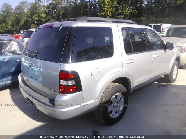 1FMEU7DE3AUA86094 - 2010 FORD EXPLORER XLT SILVER photo 4