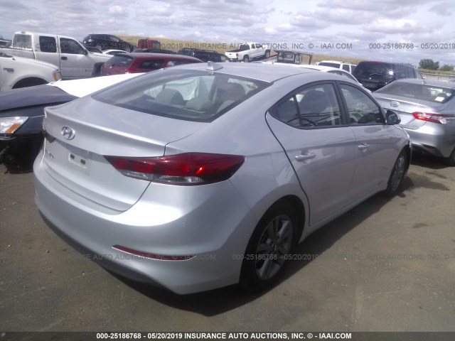 5NPD84LF5JH326012 - 2018 HYUNDAI ELANTRA SEL/VALUE/LIMITED SILVER photo 4