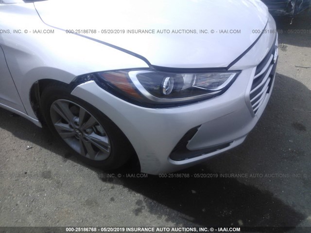 5NPD84LF5JH326012 - 2018 HYUNDAI ELANTRA SEL/VALUE/LIMITED SILVER photo 6