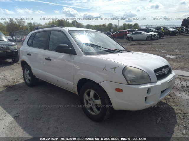 KM8JM12BX5U110885 - 2005 HYUNDAI TUCSON GL WHITE photo 1